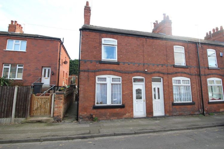 Image 1 before text for page “Frederick Road, Stapleford, Nottingham”