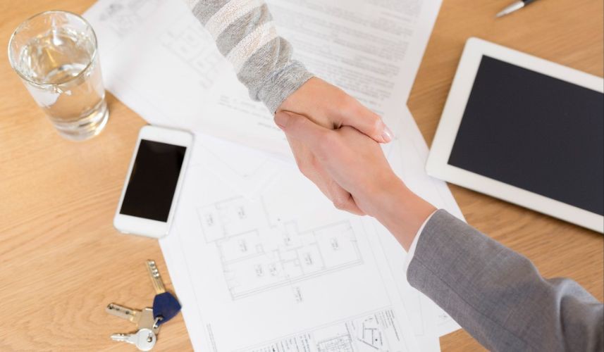 Image 1 before text for page “Off market sales explained”