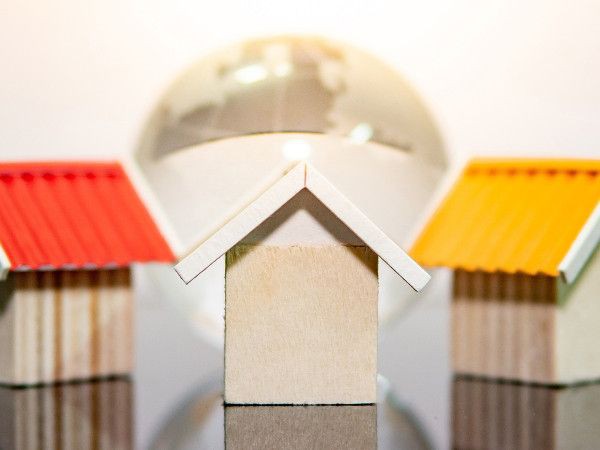 Making sense of 2025’s house price predictions 