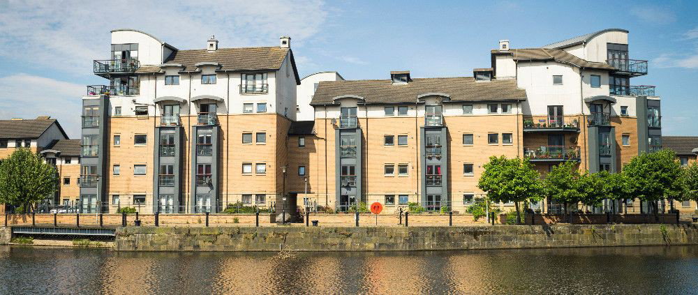 Image 1 before text for page “Three-Quarters of Flats Sell for a Real-Terms Loss: What Does It Mean for Flat Owners?”