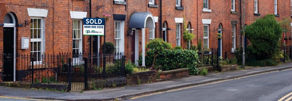 Image 1 before text for page “How to beat the stamp duty deadline and sell your property”